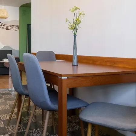 アパート Door スプリト